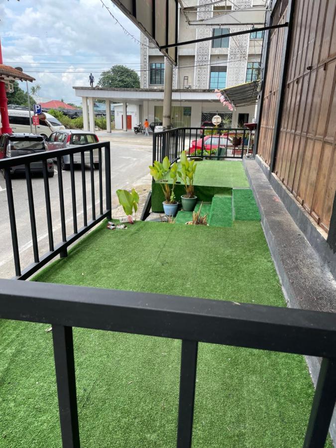 La Wood Homestay Near Kuala Besut Jetty Экстерьер фото